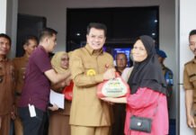 Gerakan Pasar Murah, Bupati Maesyal Pantau Langsung di Kecamatan Pagedangan