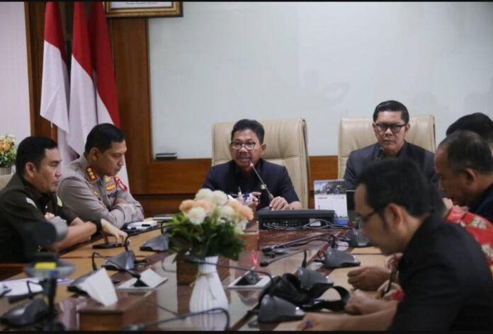 Screenshot_2025-03-13-17-57-00-013-edit_com.android.chrome