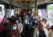 Hari Kartini, Penumpang Perempuan Gratis Naik TransJ-MRT-LRT