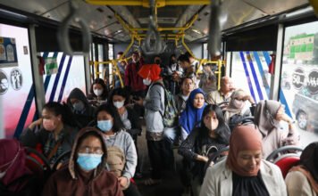 Hari Kartini, Penumpang Perempuan Gratis Naik TransJ-MRT-LRT