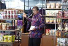 Resmikan Sentral Oleh-Oleh di Bandara Soetta, Bupati Maesyal Ingin Produk Lokal Mendunia