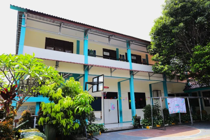 GEDUNG SEKOLAH TANGSEL 01
