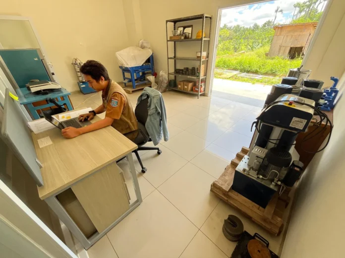 Laboratorium Konstruksi Bersertifikat KAN