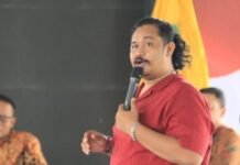 Petugas Angkut Sampah Terjatuh Tersangkut Kabel, Andri Permana Ultimatum Pemkot Tangerang