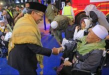 Walikota Tangerang Sambut Hangat Kepulangan Jemaah Haji Kloter Pertama