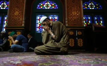 Mengenal Keutamaan, Larangan, dan Amalan yang Dianjurkan Dalam Bulan Haram Mengenal Keutamaan, Larangan, dan Amalan yang Dianjurkan Dalam Bulan Haram