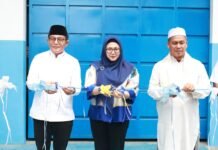 Wabup Intan Resmikan Dapur MBG di Ponpes Al Badar Balaraja, Serap Puluhan Tenaga Kerja Lokal