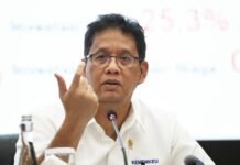 Pemerintah Kejar Rp60 Triliun dari 200 Penunggak Pajak, Menkeu Purbaya : Akan Saya Paksa Bayar Pemerintah Kejar Rp60 Triliun dari 200 Penunggak Pajak, Menkeu Purbaya : Akan Saya Paksa Bayar