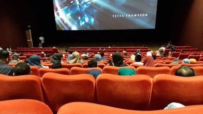 Nikmati Akhir Pekan dengan 4 Film yang Bikin Penasaran dari Awal sampai Akhir