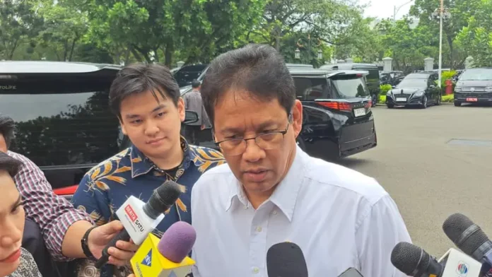 014783900_1759219460-PHOTO-2025-09-30-14-39-35 Menkeu Purbaya Siap Bongkar Mafia Impor dan Cukong Rokok Ilegal: Kita Proses!