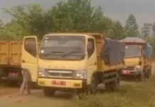 Sampah dari Serang Dibuang ke Lebak, DLH Pasang Papan Larangan di Lokasi Viral Sampah dari Serang Dibuang ke Lebak, DLH Pasang Papan Larangan di Lokasi Viral