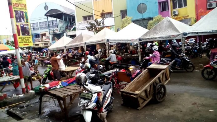Pasar-Lebak Tata Ulang Pasar Rangkasbitung, Pemkab Lebak Beri Keringanan Gratis Retribusi Setahun Penuh