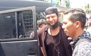 Mantan Artis Amar Zoni Jalani Siang Kasus Jual Narkoba di Penjara Hari Ini Mantan Artis Amar Zoni Jalani Siang Kasus Jual Narkoba di Penjara Hari Ini