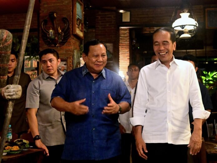 jokowi-senang-presiden-prabowo-mampir-ke-solo-04112024-104258 PKS Singgung Gibran Bikin Rumit, PSI Tegaskan Prabowo-Jokowi Tetap Kompak