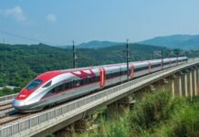 Dua Tahun Beroperasi, China Klaim Proyek Whoosh Jakarta–Bandung Beri Dampak Ekonomi Positif Dua Tahun Beroperasi, China Klaim Proyek Whoosh Jakarta–Bandung Beri Dampak Ekonomi Positif