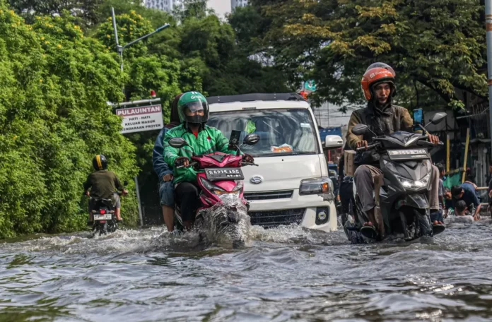 Flu Meningkat di Tengah Cuaca Ekstrem, Kemenkes Sarankan Vaksin dan Gaya Hidup Sehat
