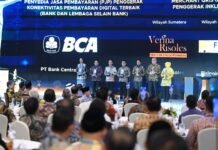 Wali Kota Benyamin Terima Penghargaan TP2DD Kota Terbaik 2025 di Hadapan Presiden Wali Kota Benyamin Terima Penghargaan TP2DD Kota Terbaik 2025 di Hadapan Presiden