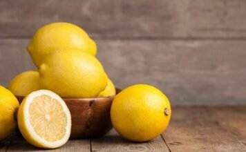 10 Rahasia Kulit Cerah Alami: Berikut Segudang Manfaat Lemon yang Jarang Disadari 10 Rahasia Kulit Cerah Alami: Berikut Segudang Manfaat Lemon yang Jarang Disadari