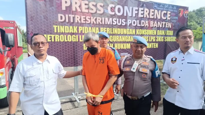 Direktur-PT-Erawan-Multi-Perkasa-Abadi-berinisial-DD-yang-ditahan-Polda-Banten- Praktik Sunat Gas Elpiji 3 Kg Rugikan Warga, Direktur SPBE di Serang Kini Terancam Pidana