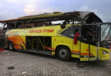 16 Penumpang Tewas dalam Kecelakaan Bus PO Cahaya Trans di Tol Krapyak 16 Penumpang Tewas dalam Kecelakaan Bus PO Cahaya Trans di Tol Krapyak