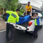 Diduga Kurang Konsentrasi, Pengendara Motor Tewas Usai Tabrak Truk Mogok di Jalan Pontang Diduga Kurang Konsentrasi, Pengendara Motor Tewas Usai Tabrak Truk Mogok di Jalan Pontang