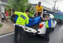 Diduga Kurang Konsentrasi, Pengendara Motor Tewas Usai Tabrak Truk Mogok di Jalan Pontang Diduga Kurang Konsentrasi, Pengendara Motor Tewas Usai Tabrak Truk Mogok di Jalan Pontang