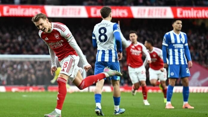 arsenal-martin-odegaard-1766850861263_169 Klasemen Liga Inggris Pekan ke-19: Arsenal Teratas, MU Masih Jauh dari Empat Besar