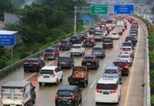Puncak Mudik Nataru Dimulai, Jutaan Kendaraan Mulai Tinggalkan Jakarta Hari Ini Puncak Mudik Nataru Dimulai, Jutaan Kendaraan Mulai Tinggalkan Jakarta Hari Ini