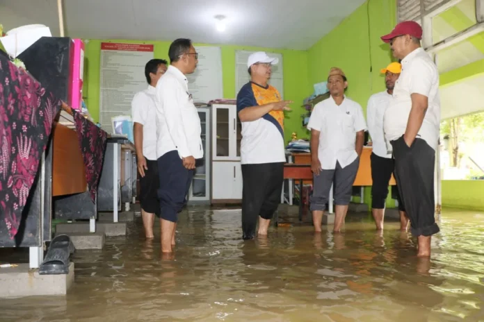 KBM Terganggu Akibat Banjir, Pemkab Serang Akan Normalisasi Kali Tonjong