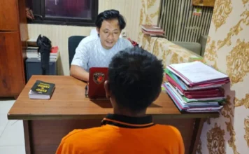 Curi Motor Warga Saat Panen, Pria di Serang Babak Belur Diamuk Massa Curi Motor Warga Saat Panen, Pria di Serang Babak Belur Diamuk Massa