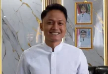 Warga Keluhkan Jalan Rusak Harus Viral Dulu, Ini Respons Wabup Pandeglang Warga Keluhkan Jalan Rusak Harus Viral Dulu, Ini Respons Wabup Pandeglang