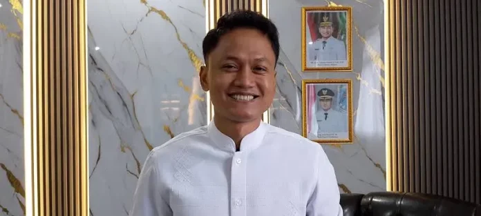 Warga Keluhkan Jalan Rusak Harus Viral Dulu, Ini Respons Wabup Pandeglang