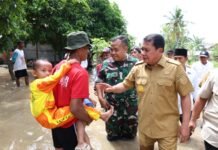 Bupati Maesyal Pantau Lokasi Banjir di Mekar Baru, Fokus Keselamatan Warga