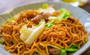 Sajian Mie Goreng Jepang yang Mudah dan Nikmat, Ini Resep Lengkapnya! Sajian Mie Goreng Jepang yang Mudah dan Nikmat, Ini Resep Lengkapnya!