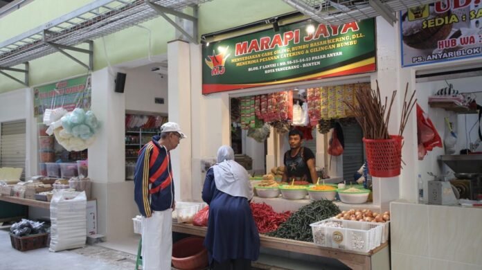 PEDAGANG PASAR ANYAR TANGERANG 03