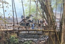 Menolak Modernisasi: Kehidupan Sunyi Baduy Dalam yang Justru Mengajarkan Makna Hidup