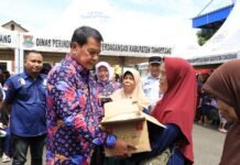 Warteksi Hadir di Cikupa, Warga Bisa Tebus Sembako Setengah Harga