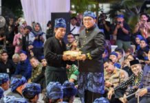 “Gunung Ulah Dilebur!” Pesan Keras Jaro Oom di Penutupan Seba Baduy 2026