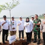 Tanam Pohon Digencarkan, Tapi Sampah Masih Berserakan di Situ Cihuni!