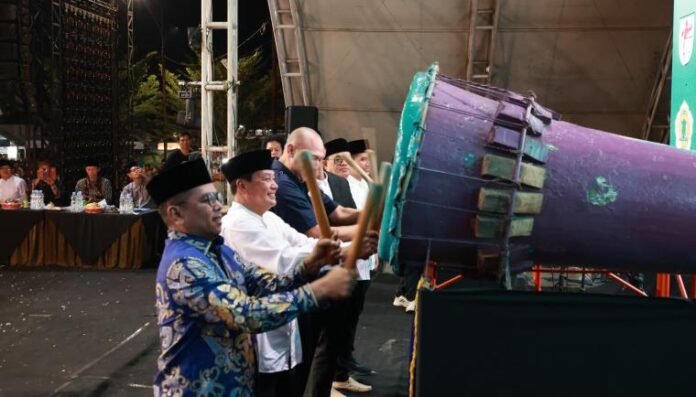 FESTIVAL BEDUG TELUKNAGA 01