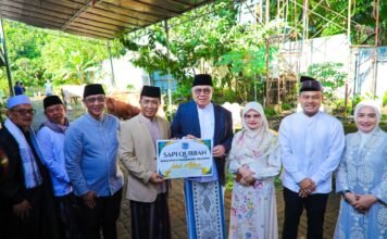 Tak Hanya Berkurban, Pemkot Tangsel Bagikan 10 Ribu Besek Demi Kurban Ramah Lingkungan