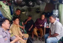 Belum Ada Palang Resmi, Warga Rawa Buntu Bergerak Bangun Portal Penyelamat di Jalur Kereta