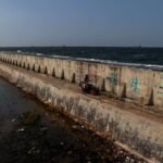 19 Kilometer Pantai Tangerang Bakal Dipagari Giant Sea Wall, Nelayan dan Ekonomi Jadi Taruhan