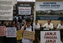“Anak Butuh Sekolah, Bukan Janji”: Warga Cipondoh Desak Pemprov Banten Bangun SMA Negeri Baru