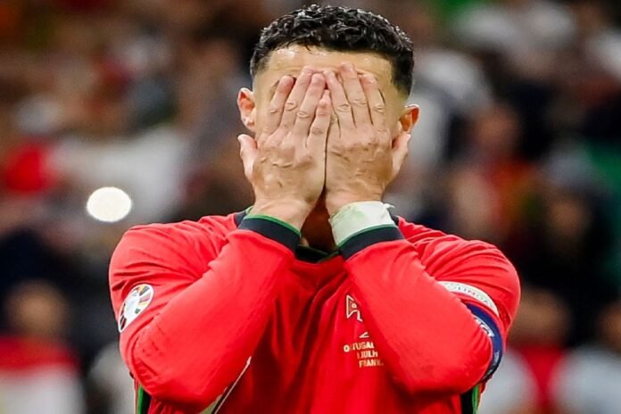 CR7 03