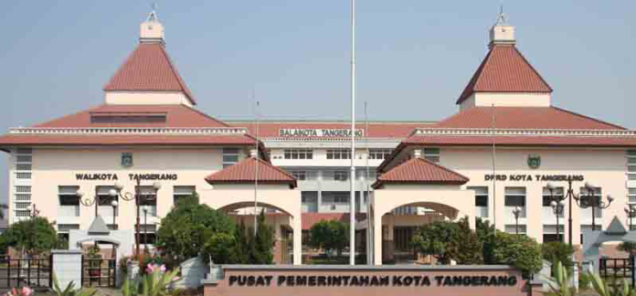 GEDUNG PEMKOT TANGERANG 01