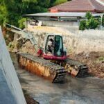 Jangan Tunggu Banjir Datang! Pemkot Tangerang Kerahkan Alat Berat Bersihkan Kali Cantiga