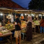 Pasar Kue Sitanala, Dapur Tradisional yang Hidup Semalaman