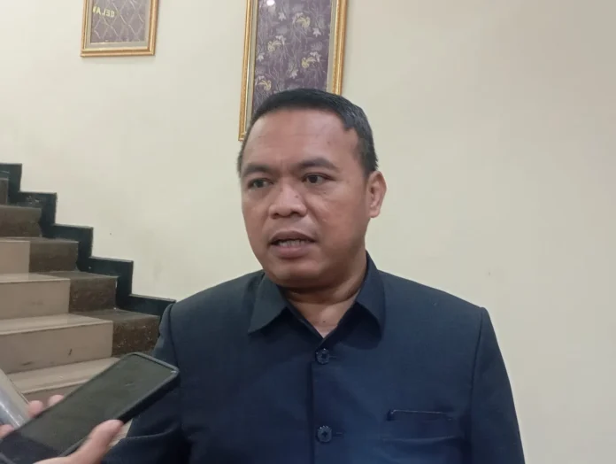 MUHAMAD AMUD 01