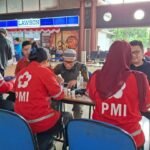 Bukan Sekadar Cek Darah, Ada Kepedulian PMI di Terminal 2 Soetta